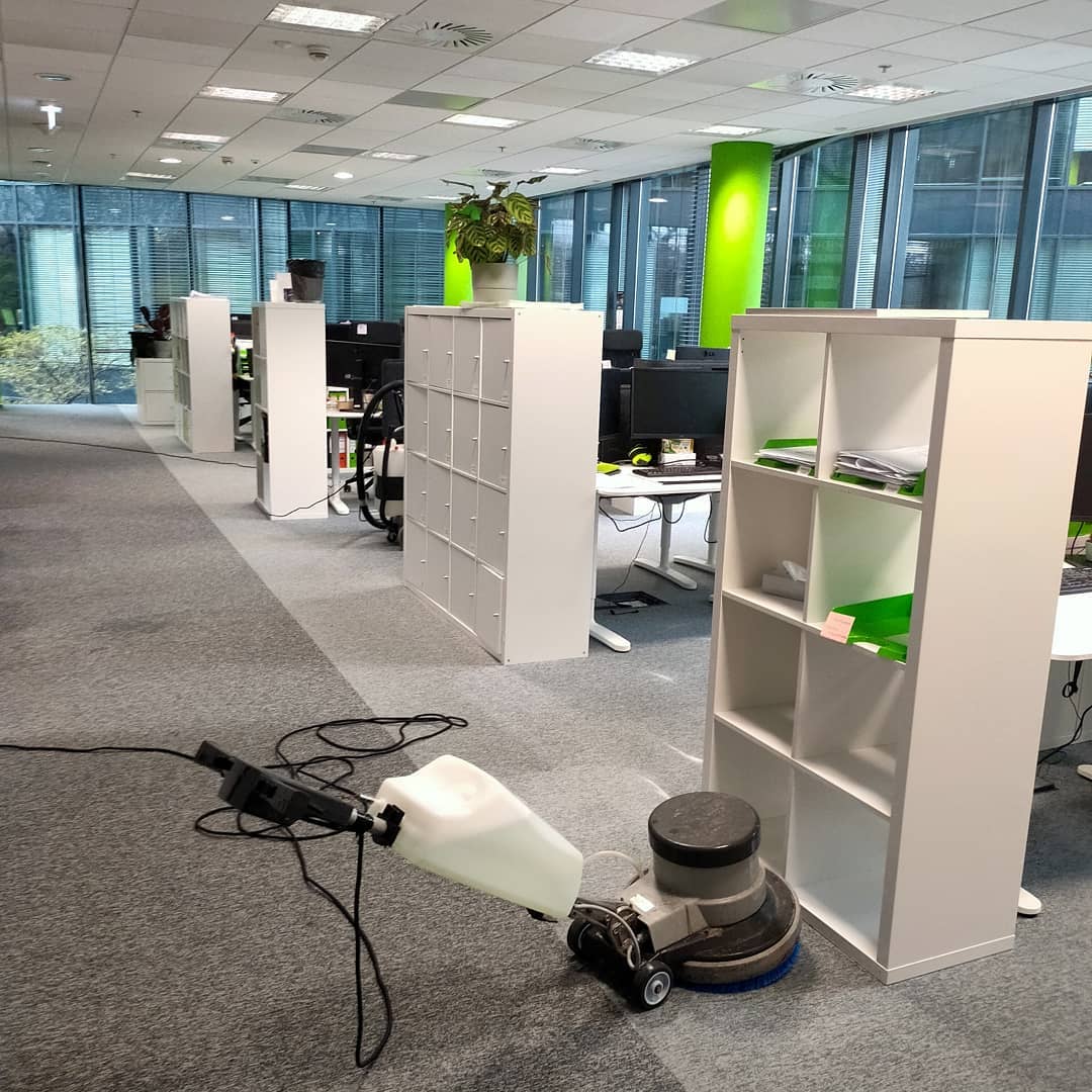 Sprzątanie biur jak sprzątamy biuro w Warszawie
